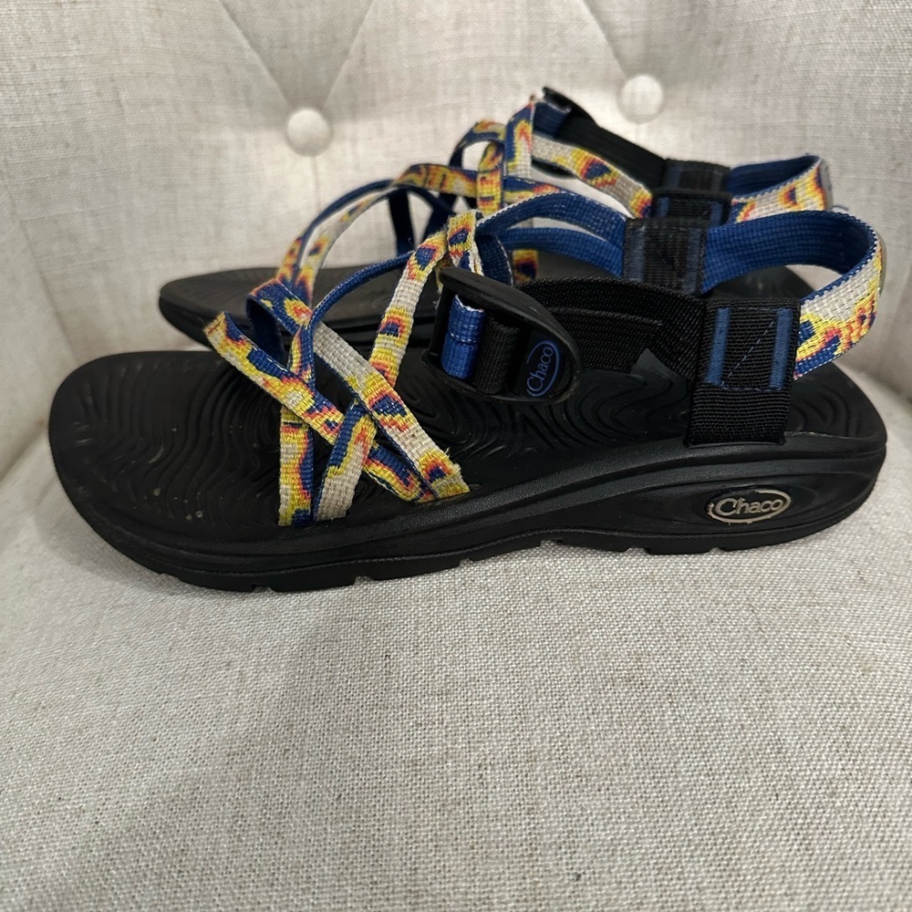 Chaco Women’s Sz 7 Z Cloud X2 Psychedelic Colorful Strappy Outdoor Sport Sandals - Picture 2 of 5